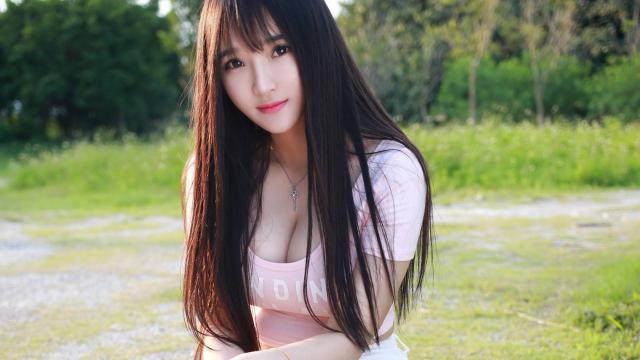 天鹅公主(谁讲一下天鹅公主奥罗拉的故事？)