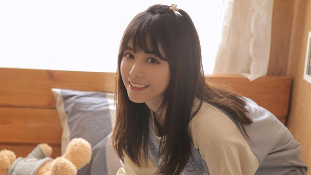 欲把西湖比西子淡妆浓抹总相宜全诗(欲把西湖比西子,浓妆淡抹总相宜的上一句是什么？)