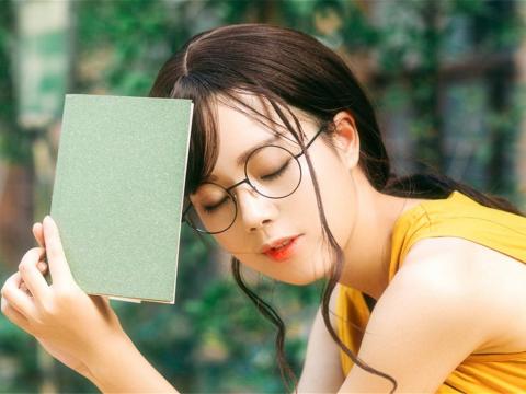 孤军作战的意思(求：兼而有之、孤军分战、黎明百姓的解释？)