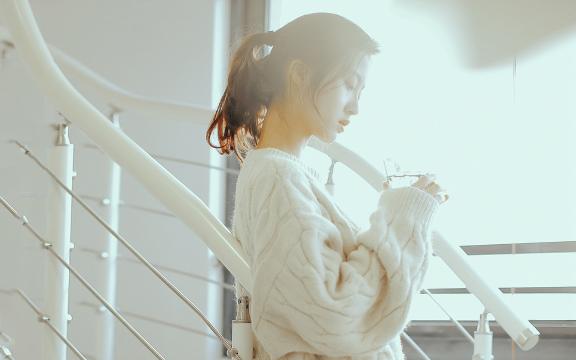 而两狼之并驱如故(两狼之并驱如故的意思)