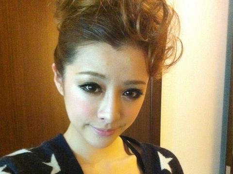 孤军作战的意思(求：兼而有之、孤军分战、黎明百姓的解释？)
