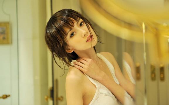 李白写过黄鹤楼吗(李白的关于《登黄鹤楼》的诗？)