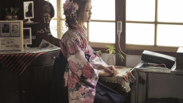 赞美祖国的诗句古诗100首(帮帮忙,找一些赞美祖国的诗词。)