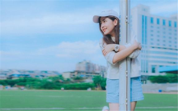 天鹅公主(谁讲一下天鹅公主奥罗拉的故事？)