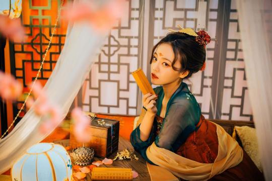 美丽的草原我的家简谱(初中音乐教材有哪些？)