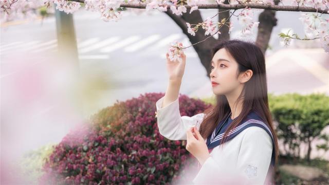 端午节诗歌七绝两首(写端午节的七绝。两首)