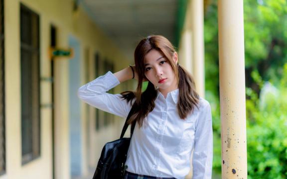 李白写过黄鹤楼吗(李白的关于《登黄鹤楼》的诗？)