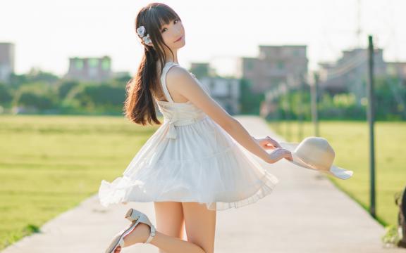 李白在黄鹤楼上写的诗(李白在黄鹤楼写的诗)