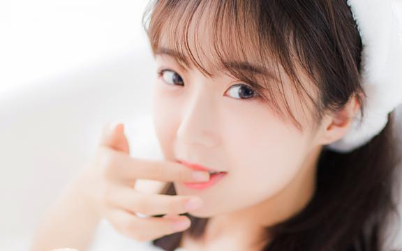 生活说说很现实的说说(歌唱的太现实的句子？)