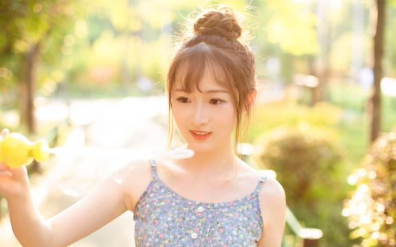 绮怎么读音(绮怎么读？)