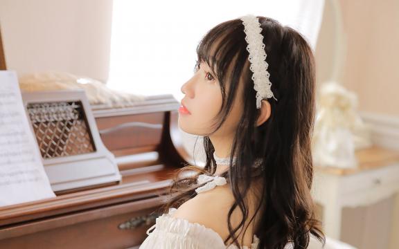 孤军作战的意思(求：兼而有之、孤军分战、黎明百姓的解释？)
