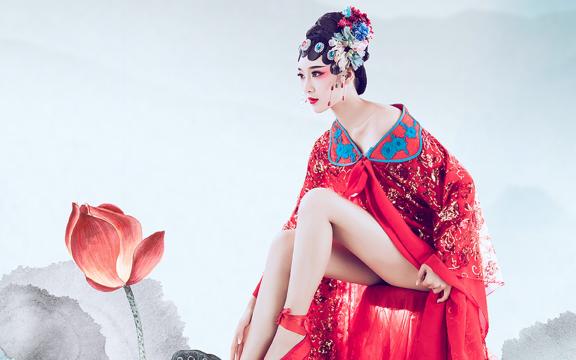 天鹅公主(谁讲一下天鹅公主奥罗拉的故事？)